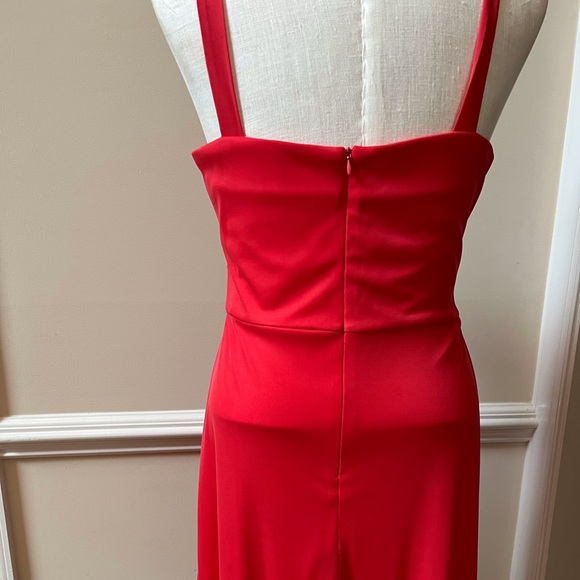 Sexy, classy chic dress for any After 5 , Semi Formal or Cocktail event. - Picture 3 of 4